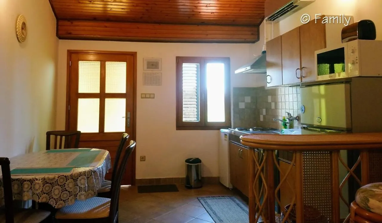 Family*** Apartman Selce Horvátország
