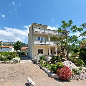 Velinka Apartman