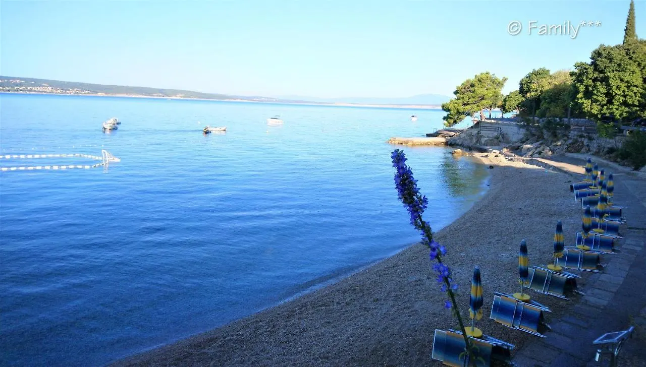 Family*** Apartment Selce 0*,  Croatia